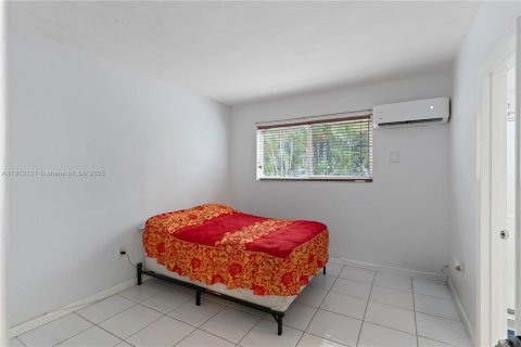 Condominio en alquiler en South Miami, Florida, 1 dormitorio, 47.38 m2 № 2019517 - foto 6