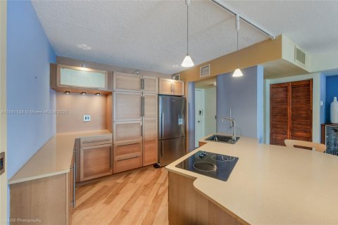 Condominio en venta en Hollywood, Florida, 1 dormitorio, 73.11 m2 № 1925574 - foto 14