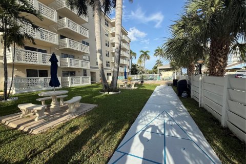 Condominio en venta en Hollywood, Florida, 1 dormitorio, 73.11 m2 № 1925574 - foto 26