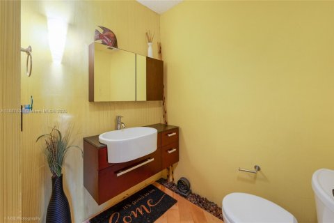 Condominio en venta en Hollywood, Florida, 1 dormitorio, 73.11 m2 № 1925574 - foto 13