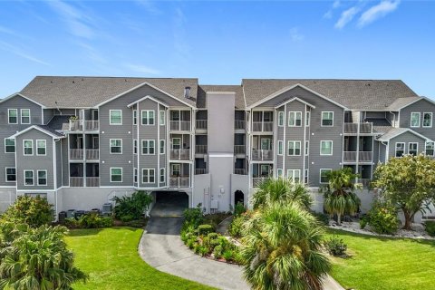 Condo in New Port Richey, Florida, 2 bedrooms  № 1904760 - photo 10