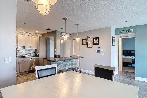 Condo in New Port Richey, Florida, 2 bedrooms  № 1904760 - photo 30