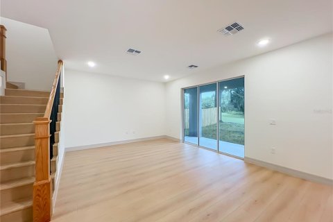 House in Casselberry, Florida 4 bedrooms, 221.57 sq.m. № 2410248 - photo 7
