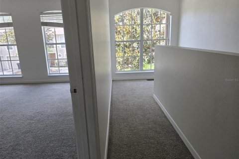 Townhouse in Tampa, Florida 3 bedrooms, 155.15 sq.m. № 1801905 - photo 9