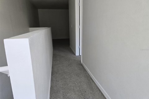 Townhouse in Tampa, Florida 3 bedrooms, 155.15 sq.m. № 1801905 - photo 6
