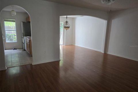 Townhouse in Tampa, Florida 3 bedrooms, 155.15 sq.m. № 1801905 - photo 3