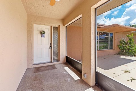 Villa ou maison à vendre à Englewood, Floride: 3 chambres, 170.1 m2 № 1376706 - photo 18