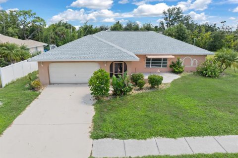 Villa ou maison à vendre à Englewood, Floride: 3 chambres, 170.1 m2 № 1376706 - photo 3