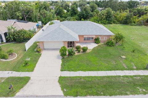 Villa ou maison à vendre à Englewood, Floride: 3 chambres, 170.1 m2 № 1376706 - photo 4