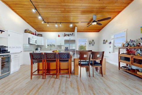 Casa en venta en Key Largo, Florida, 3 dormitorios, 243.87 m2 № 2054477 - foto 17