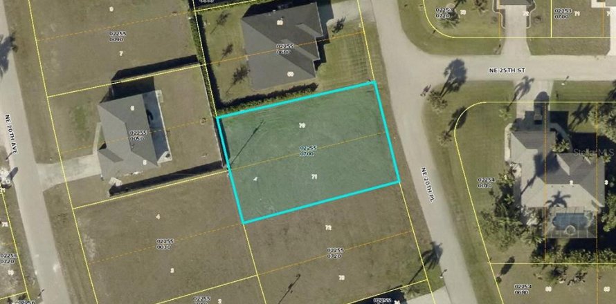 Land in Cape Coral, Florida № 1908840