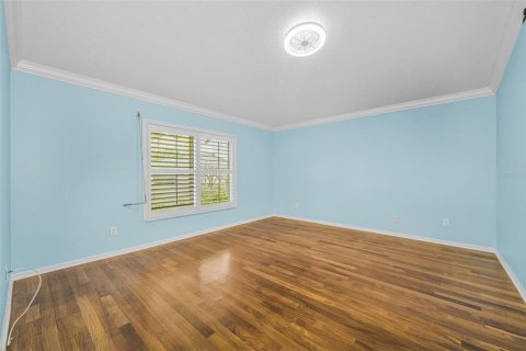Condo in Sun City Center, Florida, 2 bedrooms  № 2150796 - photo 23