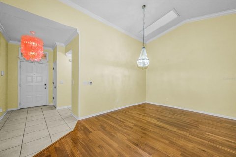 Condo in Sun City Center, Florida, 2 bedrooms  № 2150796 - photo 9