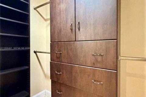 Casa en alquiler en Cutler Bay, Florida, 3 dormitorios, 128.3 m2 № 2012087 - foto 10