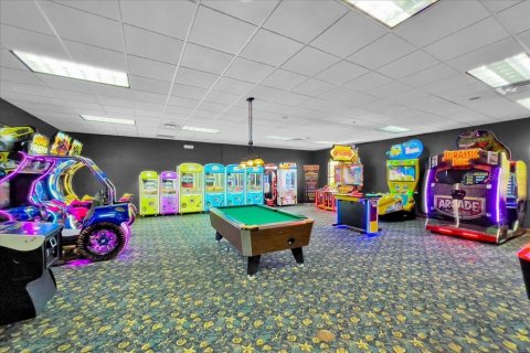 Casa en venta en Kissimmee, Florida, 5 dormitorios, 286.23 m2 № 1908330 - foto 7