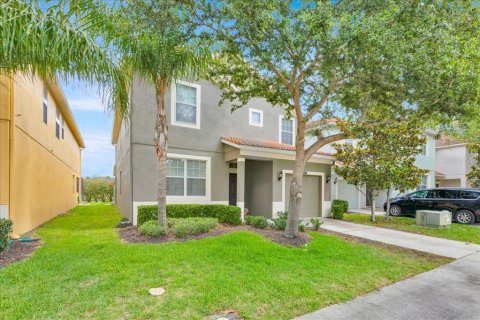 Casa en venta en Kissimmee, Florida, 5 dormitorios, 286.23 m2 № 1908330 - foto 3