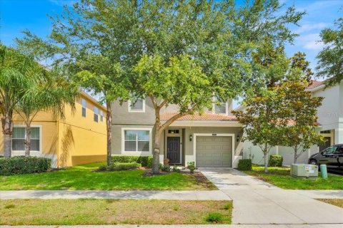 Casa en venta en Kissimmee, Florida, 5 dormitorios, 286.23 m2 № 1908330 - foto 2