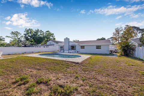 House in Tampa, Florida 3 bedrooms, 168.9 sq.m. № 1634111 - photo 24