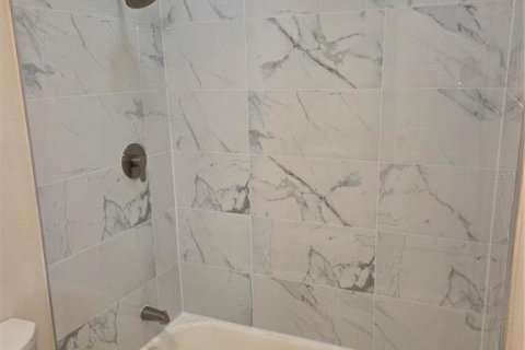 Copropriété à vendre à Tampa, Floride: 3 chambres, 120.77 m2 № 1904698 - photo 21