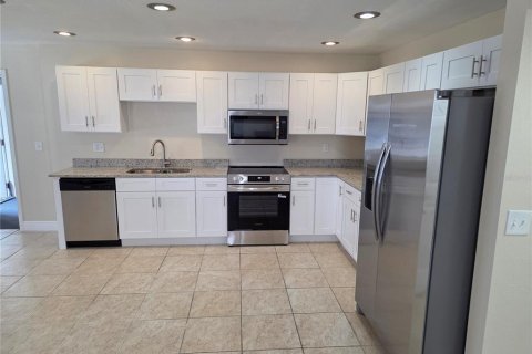 Copropriété à vendre à Tampa, Floride: 3 chambres, 120.77 m2 № 1904698 - photo 7