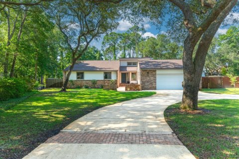 House in Niceville, Florida 4 bedrooms, 219.99 sq.m. № 589839 - photo 1