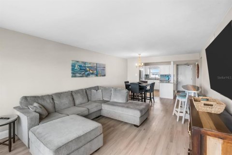 Copropriété à louer à Clearwater, Floride: 2 chambres, 101.64 m2 № 2156550 - photo 12