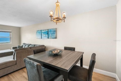 Copropriété à louer à Clearwater, Floride: 2 chambres, 101.64 m2 № 2156550 - photo 11