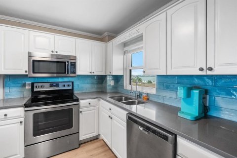 Copropriété à louer à Clearwater, Floride: 2 chambres, 101.64 m2 № 2156550 - photo 8