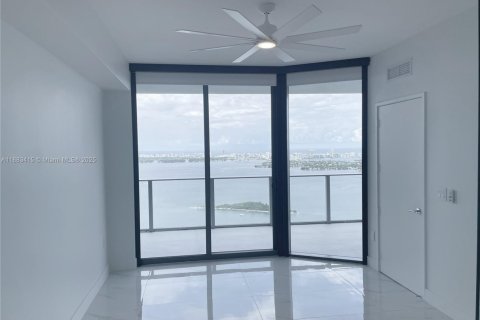Copropriété à louer à Miami, Floride: 2 chambres, 137.96 m2 № 1929690 - photo 26