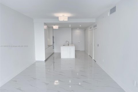 Copropriété à louer à Miami, Floride: 2 chambres, 137.96 m2 № 1929690 - photo 3