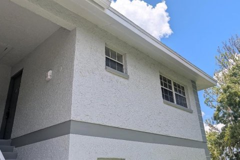 Condominio en Ocala, Florida, 2 dormitorios № 2223451