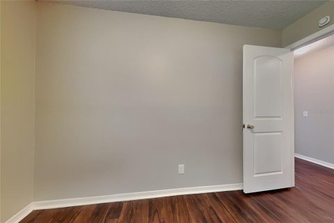 Villa ou maison à louer à Valrico, Floride: 3 chambres, 107.77 m2 № 2330959 - photo 12