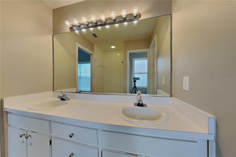 Villa ou maison à louer à Valrico, Floride: 3 chambres, 107.77 m2 № 2330959 - photo 9