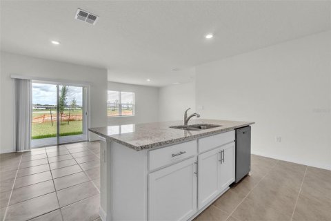Casa en venta en Kissimmee, Florida, 4 dormitorios, 169.83 m2 № 1824117 - foto 10