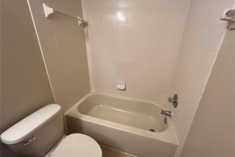Купить виллу или дом в Орландо, Флорида 6 комнат, 325.07м2, № 2427509 - фото 16