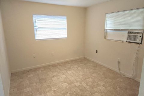 Propiedad comercial en venta en Ocala, Florida, 159.42 m2 № 1746664 - foto 12