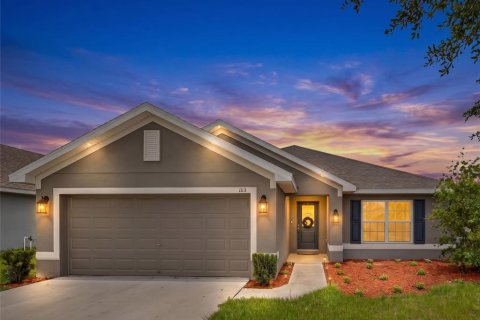 Villa ou maison à Davenport, Floride 3 chambres, 183.02 m2 № 2140703