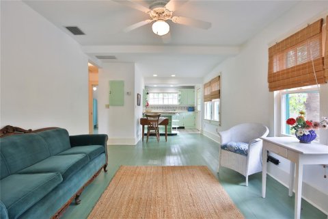Propiedad comercial en venta en Sarasota, Florida, 3 dormitorios, 112.41 m2 № 2225365 - foto 10