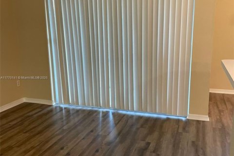 Condo in Davie, Florida, 1 bedroom  № 1940885 - photo 5