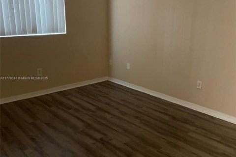 Condo in Davie, Florida, 1 bedroom  № 1940885 - photo 10