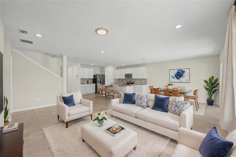 Casa en venta en Plant City, Florida, 4 dormitorios, 268.49 m2 № 2196617 - foto 11