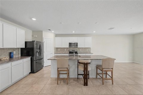 Casa en venta en Plant City, Florida, 4 dormitorios, 268.49 m2 № 2196617 - foto 21