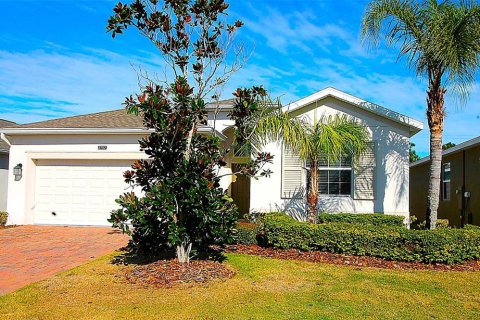 House in Clermont, Florida 3 bedrooms, 186.36 sq.m. № 2238964