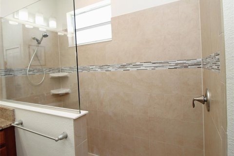 House in Clermont, Florida 3 bedrooms, 186.36 sq.m. № 2238964 - photo 20