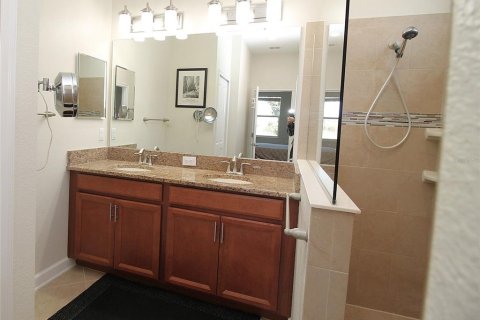 House in Clermont, Florida 3 bedrooms, 186.36 sq.m. № 2238964 - photo 19