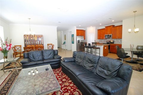House in Clermont, Florida 3 bedrooms, 186.36 sq.m. № 2238964 - photo 6