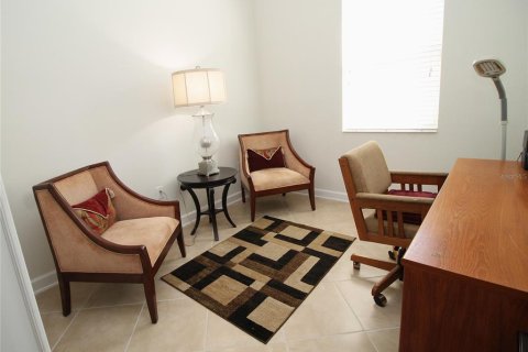 House in Clermont, Florida 3 bedrooms, 186.36 sq.m. № 2238964 - photo 12