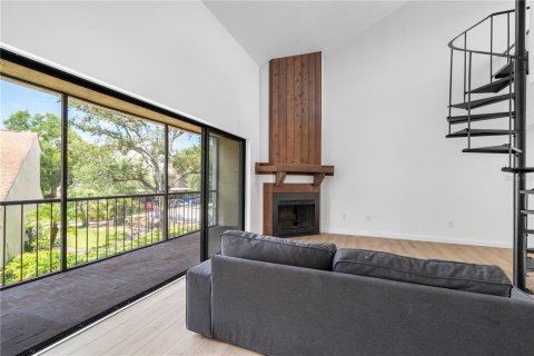 Condo in Tampa, Florida, 2 bedrooms  № 1835219 - photo 10