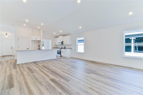 Casa en venta en Alachua, Florida, 3 dormitorios, 165.37 m2 № 2093383 - foto 8