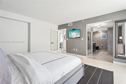 Снять в аренду кондоминиум в Майами-Бич, Флорида 2 спальни, 98.48м2, № 2034533 - фото 11